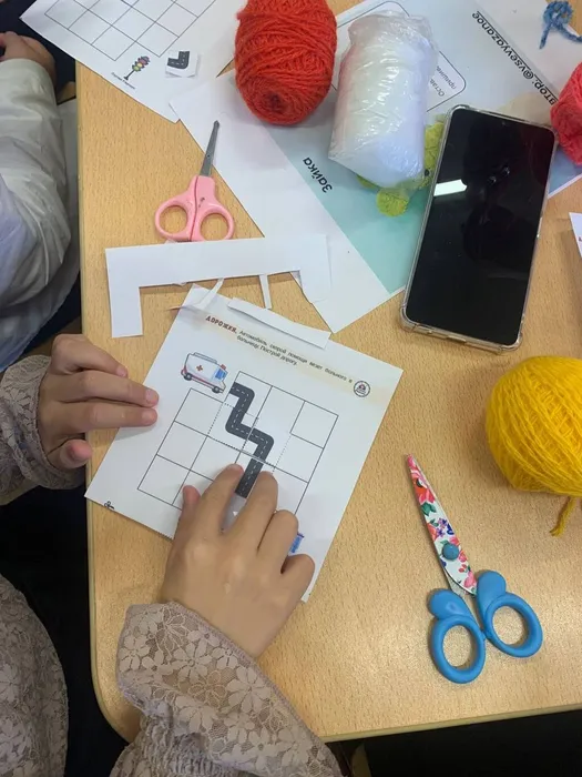 photo_5233212196580429425_y