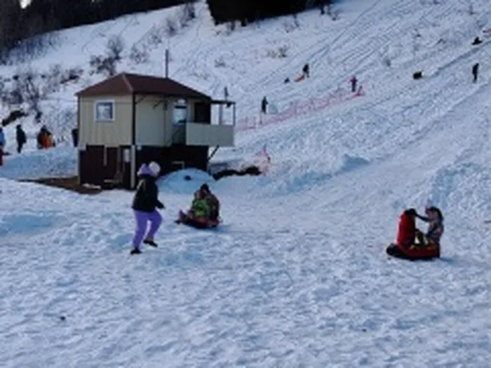 UQDPBahl5_pJXeRw-w0-9_T8e8LcgMMKr6Wc3aj4acVMudHjbkrYa8mev70LGa787P_lnV2wyGlPHLA_Hh9BBYYI