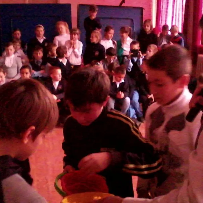 25 ноября на базе школы №10 прошёл праздник, посвящённый «Дню матери», организованный МБУДО ЦТ «Калейдоскоп»