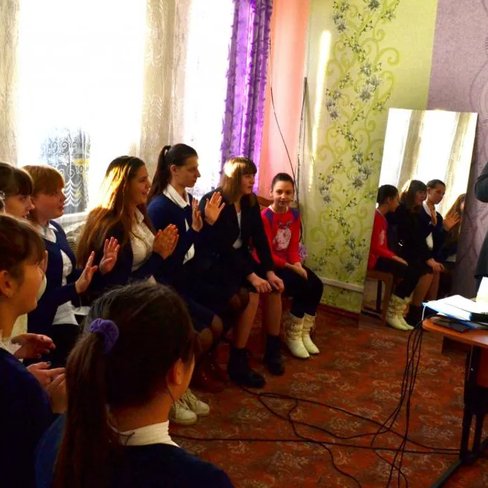 открытое занятие «Развитие ладового слуха и чувства метроритма» в объединении «Мелодия»