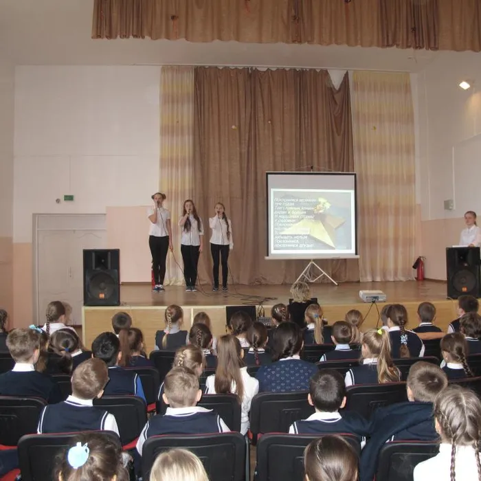 «Святое дело – Родине служить!»