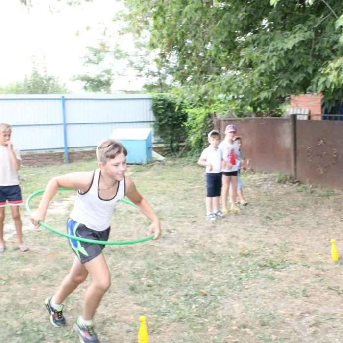 Игровая познавательная программа «Весёлый перекрёсток».