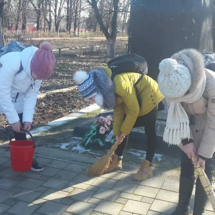 Наведение порядка на мемориале