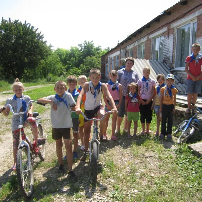 Поход по любимым местам х. Большевик ребята из клуба «Родничок»
